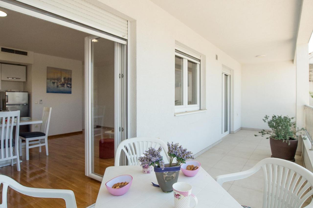 Apartments Mattea Makarska Exterior foto