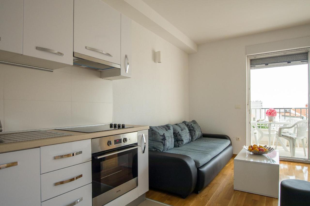 Apartments Mattea Makarska Exterior foto