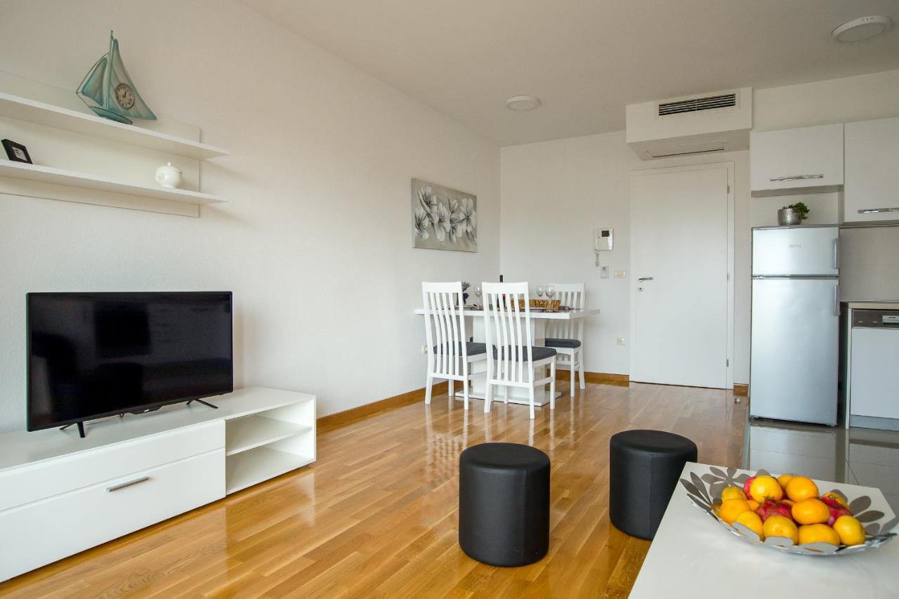Apartments Mattea Makarska Exterior foto